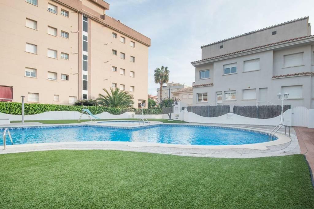 Wonderful Beach House With 2 Pools Βίλα Calafell Εξωτερικό φωτογραφία
